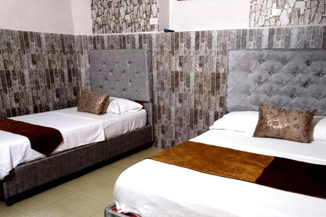 Hotel Titanic Inn Santa Marta  Eksteriør billede