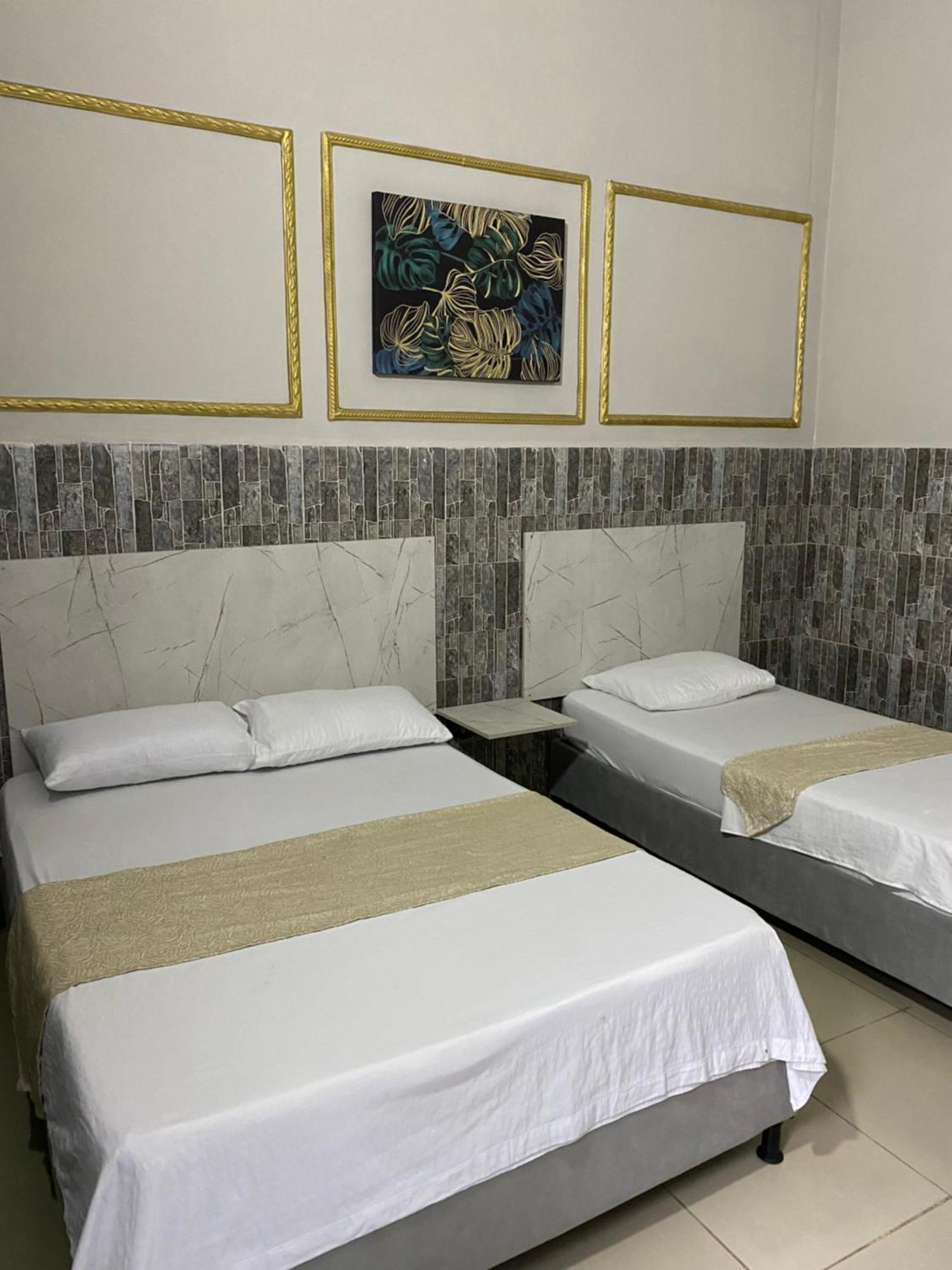 Hotel Titanic Inn Santa Marta  Eksteriør billede