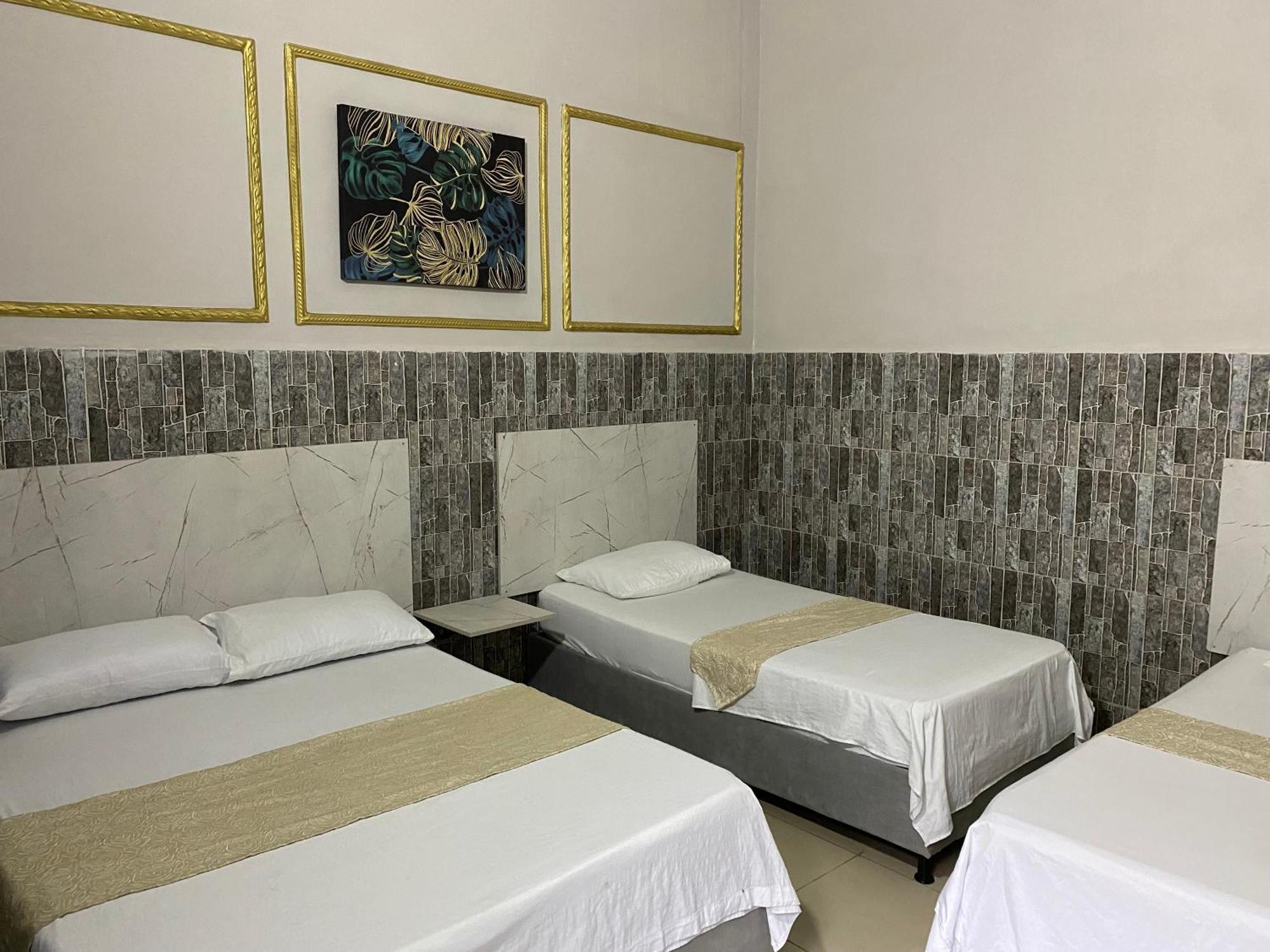 Hotel Titanic Inn Santa Marta  Eksteriør billede